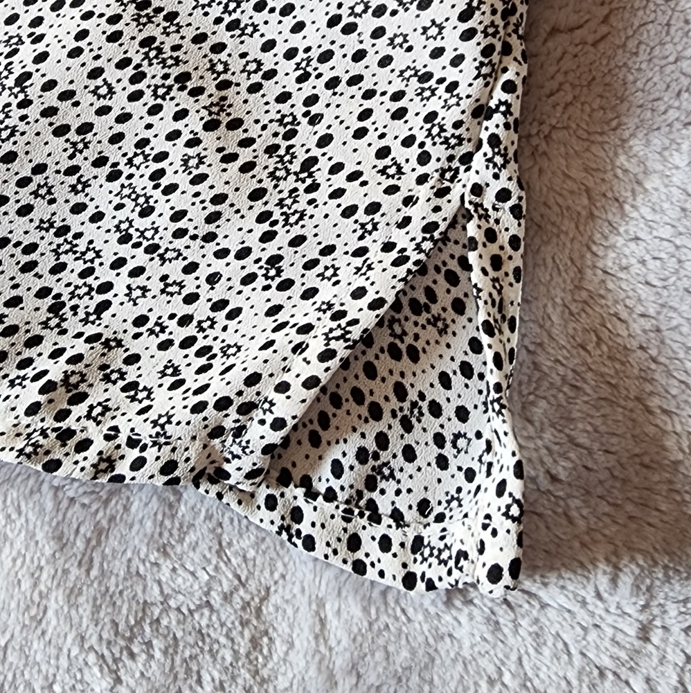 H&M Top - Picture 3 of 6
